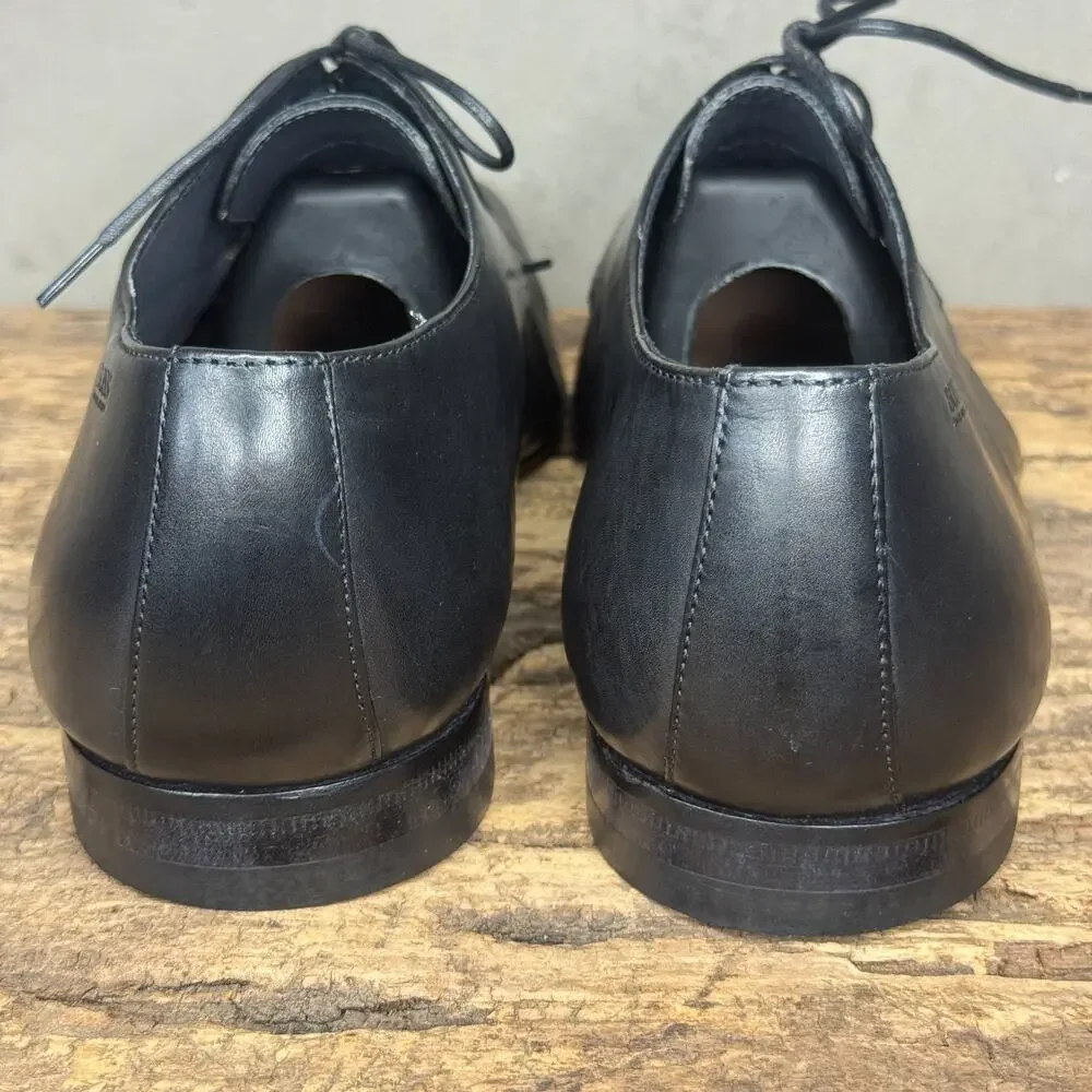 Hugo Boss 👞 boss